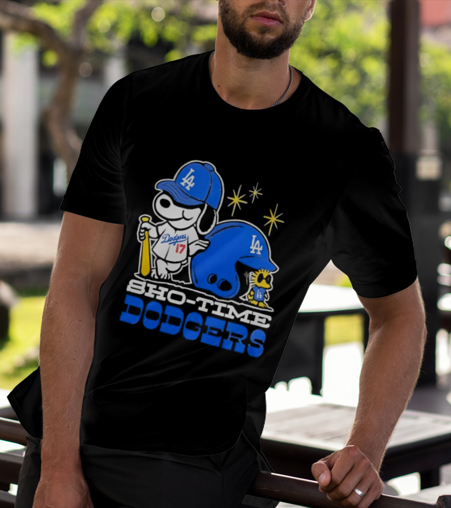 Los Angeles Dodgers Snoopy Show Time Baseball Fan Collectible T-Shirt