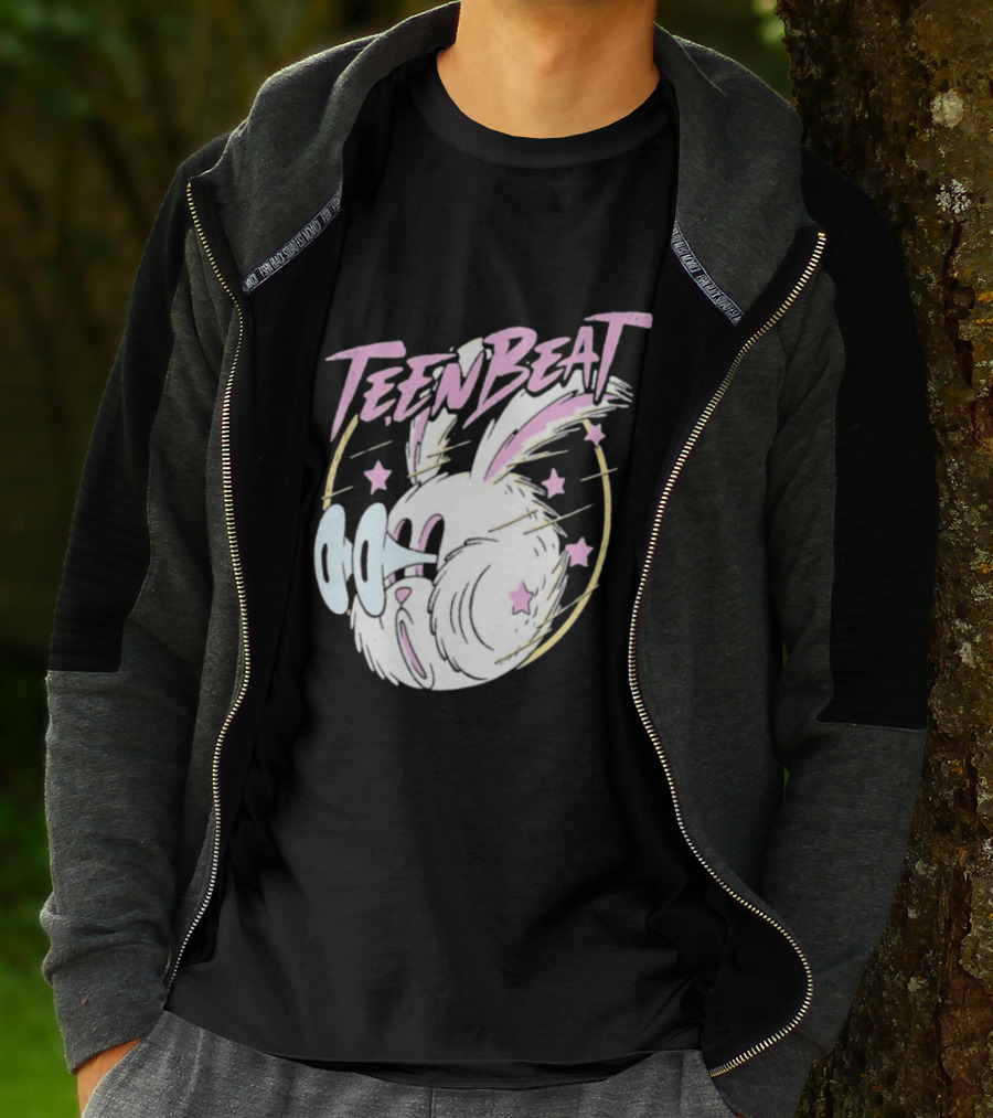 Teen Beat Blink Bunny Whimsical Pastel Stars Emo Vibe T-Shirt