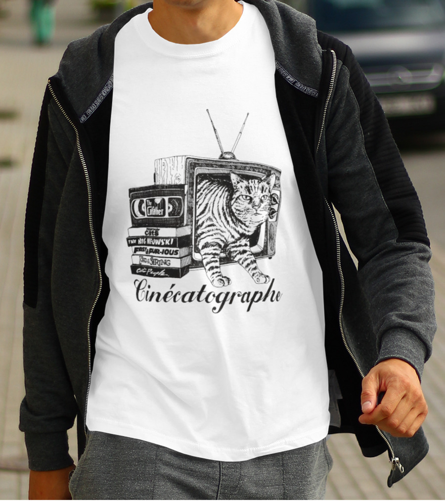 Cinécatographe Cat TV With Retro Television And Books T-Shirt