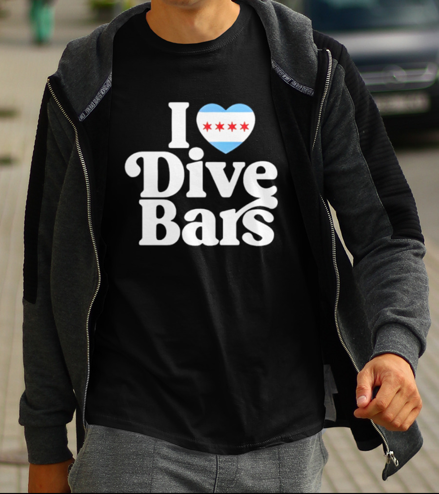 I Love Dive Bars Chicago Flag Heart T-Shirt
