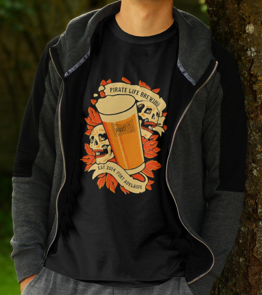 Pirate Life Brewing Est 2014 Port Adelaide Pint Skulls T-Shirt