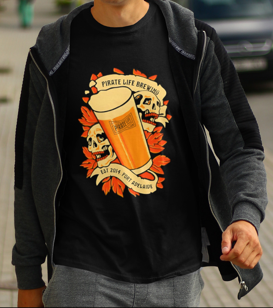 Pirate Life Brewing Est 2014 Port Adelaide Pint Skulls T-Shirt