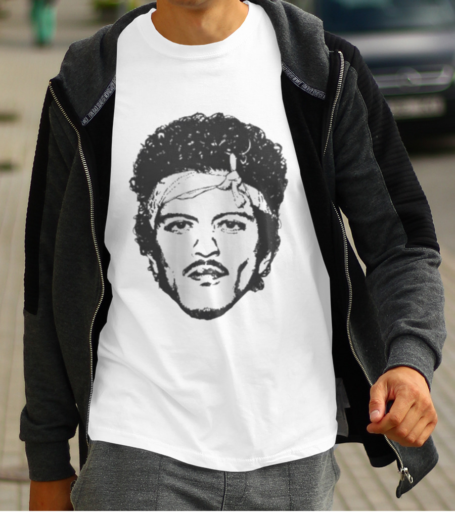 The Romantic Curly Hair Bandana T-Shirt