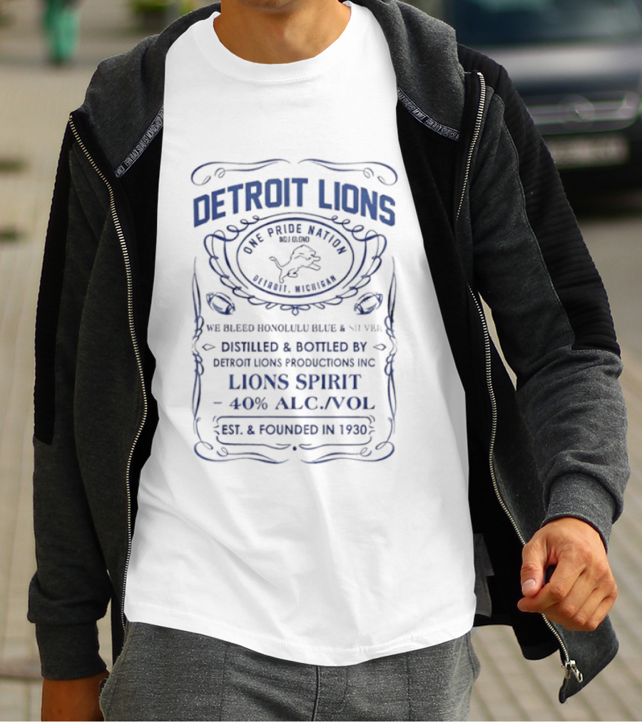 Detroit Lions Spirit Whiskey Label 1907 Trademark Lion's Pride T-Shirt