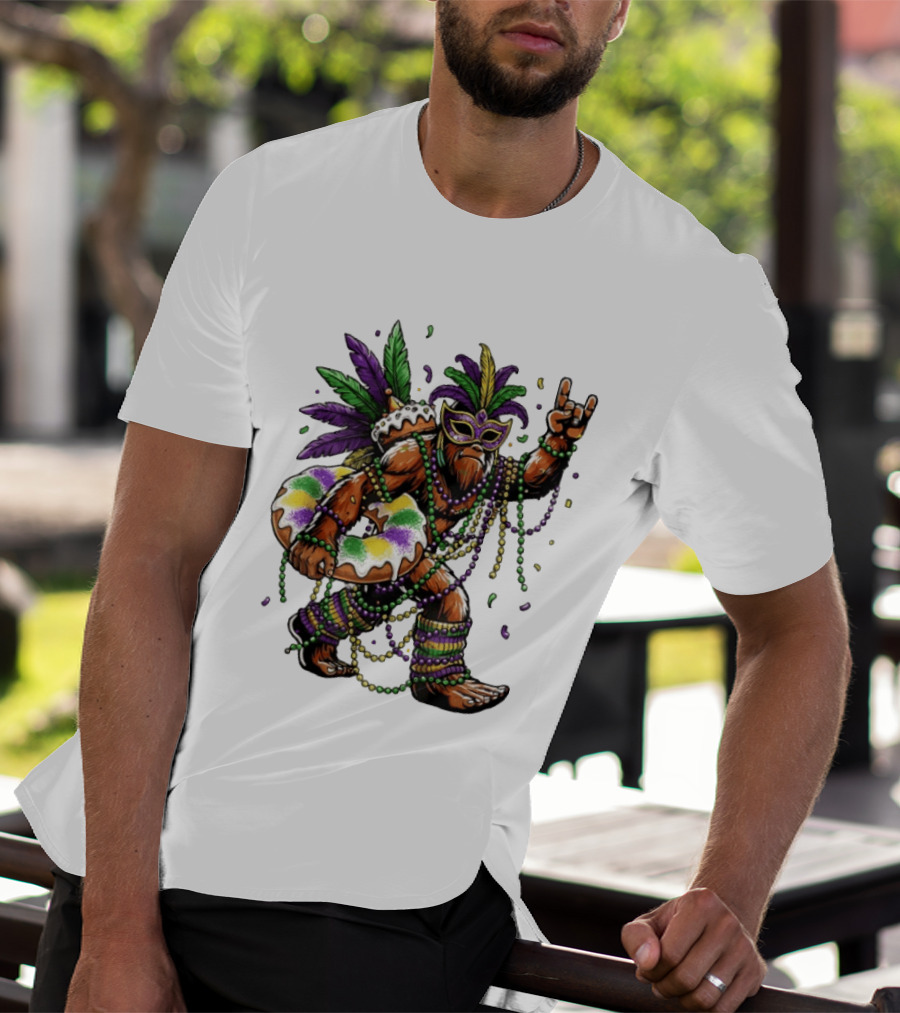 Mardi Gras Bigfoot King Rock And Roll Hand Beads Cake Donut T-Shirt
