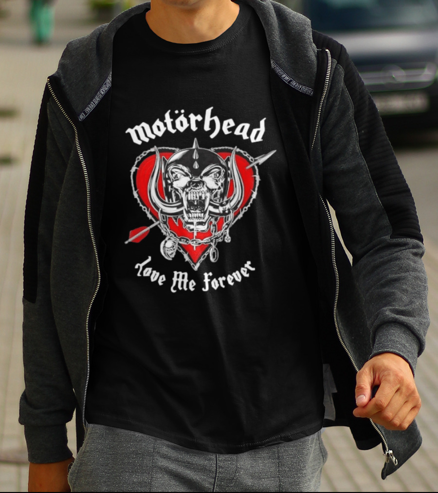 Motörhead Love Me Forever Heart Snaggletooth T-Shirt
