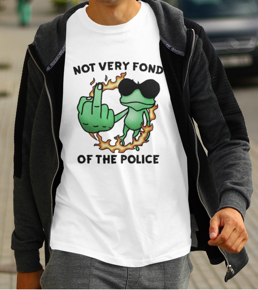 Not Very Fond Of The Police Frog Middle Finger Flame Glasses T-Shirt