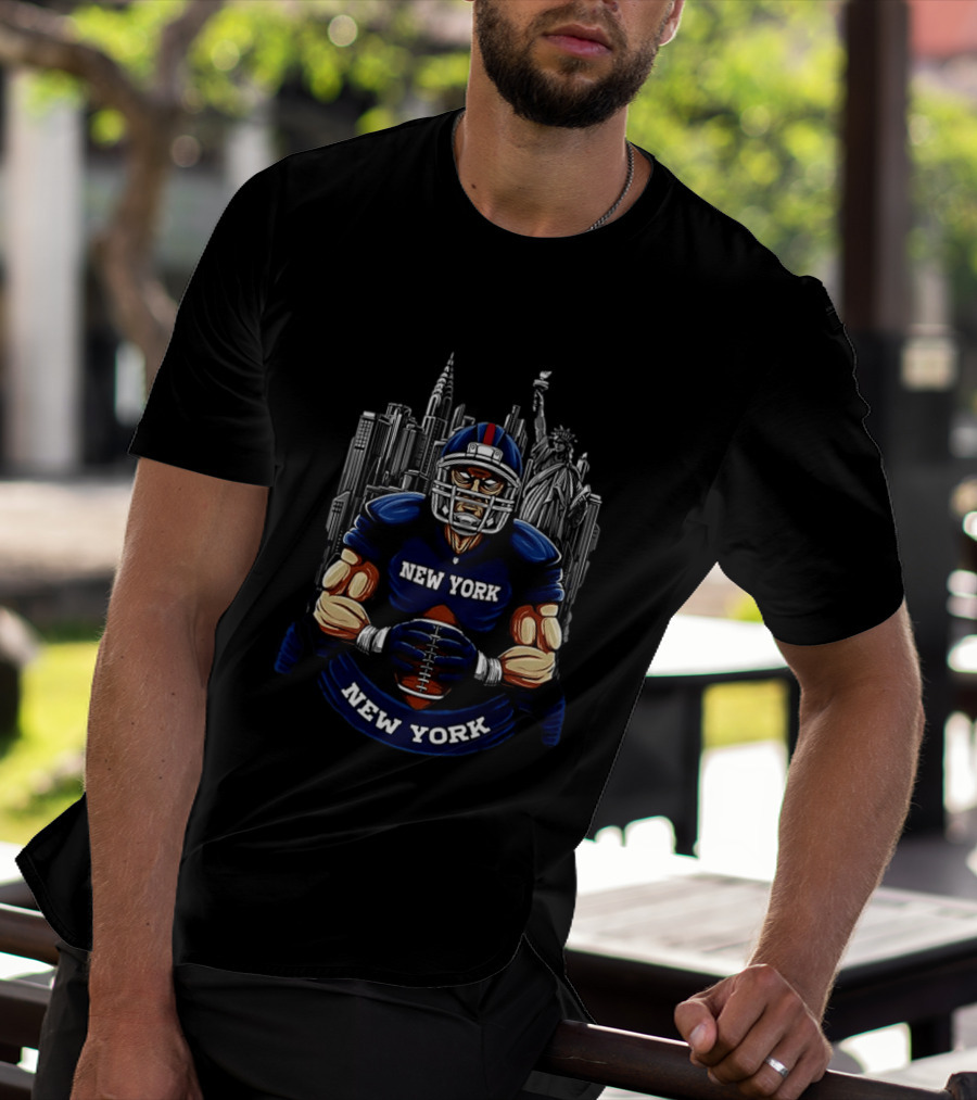 New York Giants Football Player Skyline Statue Of Liberty T-Shirt