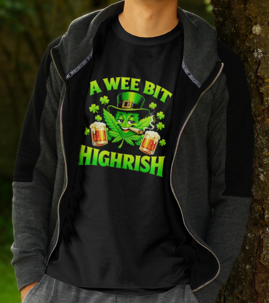 A Wee Bit Highrish St Patrick's Day Smoking Leprechaun Beer Shamrock T-Shirt