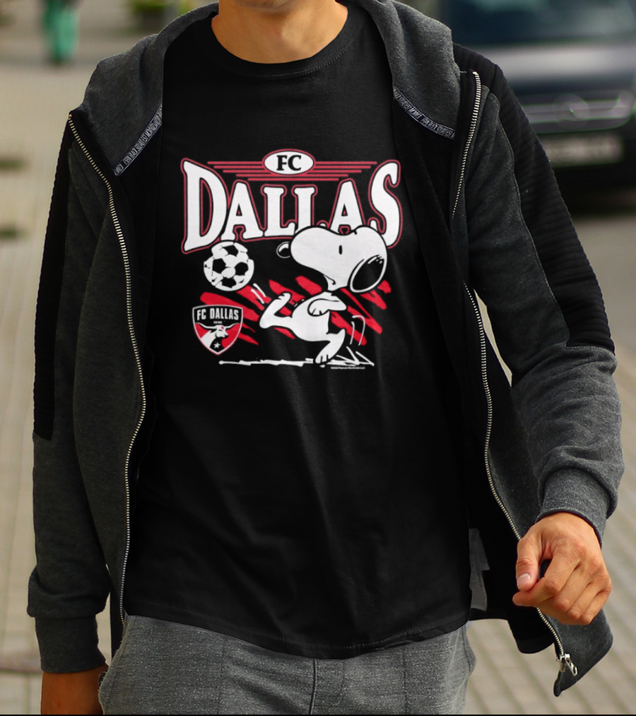 Peanuts Snoopy FC Dallas Soccer Collaboration T-Shirt