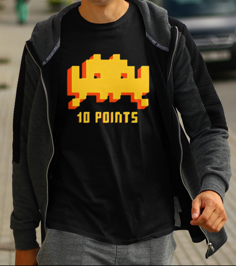 Roy IT Crowd Space Invader 10 Points Game Reference T-Shirt