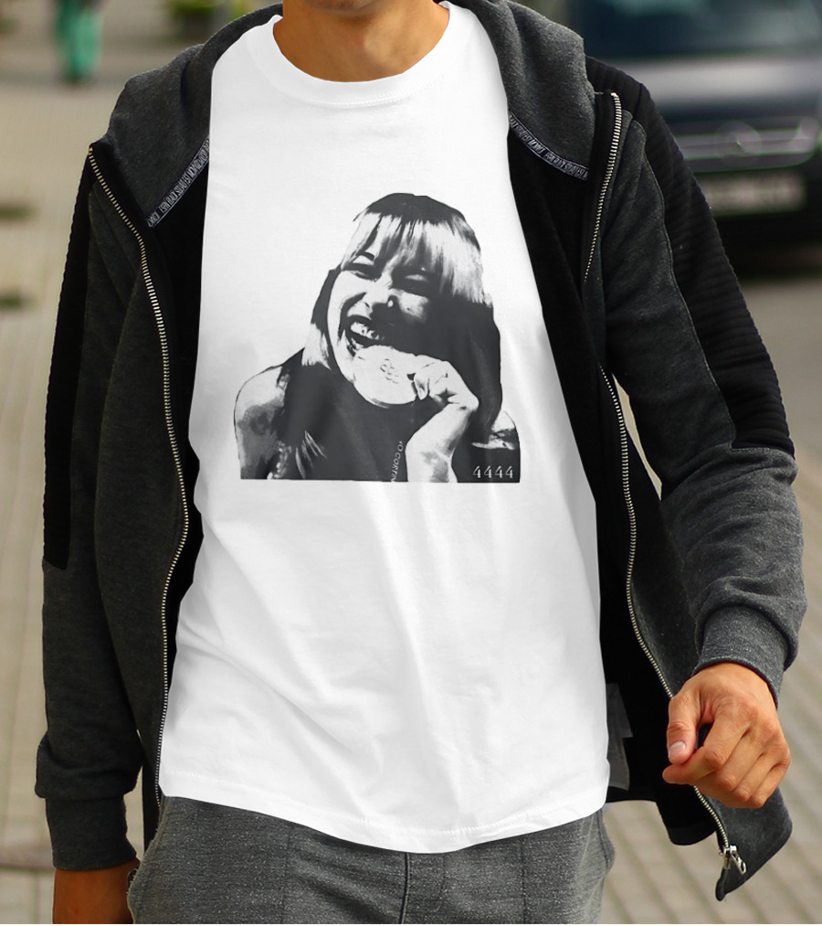 Alysa Liu Gold Medalist Joyful Celebration Halftone 4444 T-Shirt