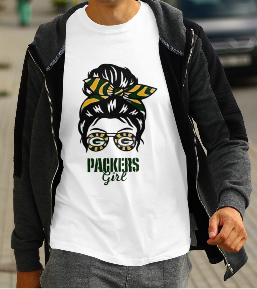 Green Bay Packers Girl Messy Bun Style 2026 T-Shirt