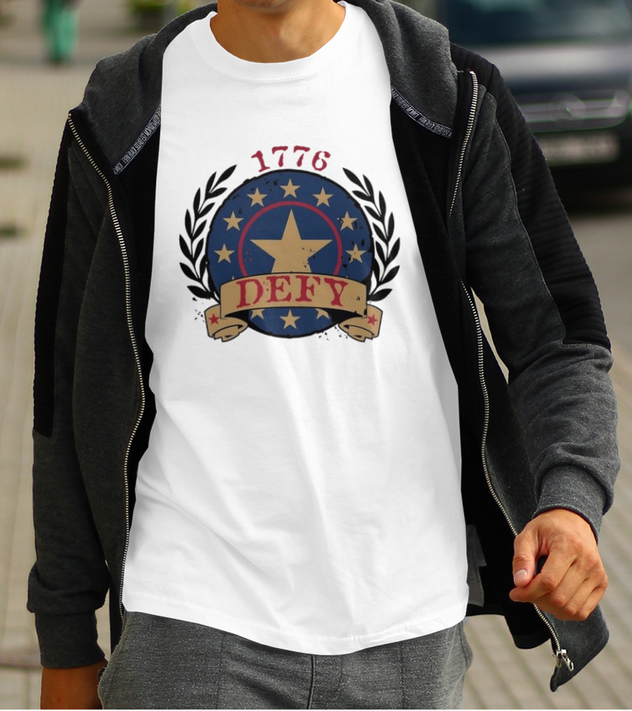 Defy 1776 Vintage Star Emblem With Laurel Wreath Anniversary 250th T-Shirt