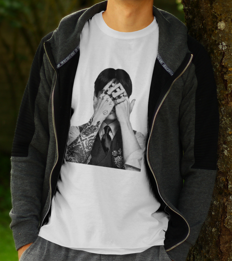 Jung Kook BTS Arirang Tour Tattoo Art Aesthetic T-Shirt