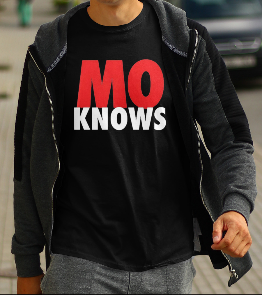 Mo Knows Chicago Cubs Iconic Fan T-Shirt