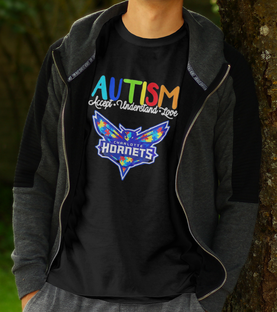 Charlotte Hornets Autism Accept Understand Love Awareness Support Puzzle Wings T-Shirt