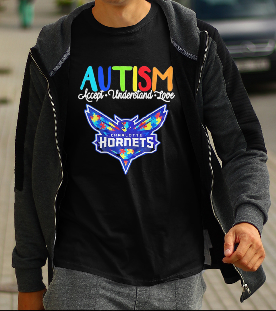 Charlotte Hornets Autism Accept Understand Love Awareness Support Puzzle Wings T-Shirt
