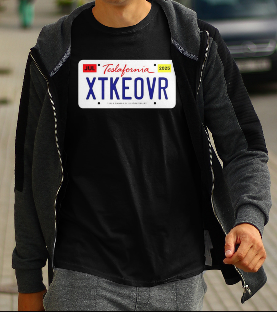 Teslafornia XTKEOVR License Plate 2025 T-Shirt