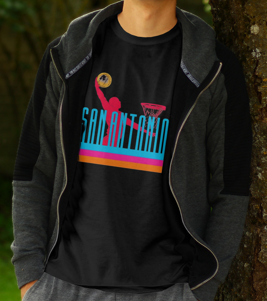 San Antonio Basketball Dunking Pink T-Shirt