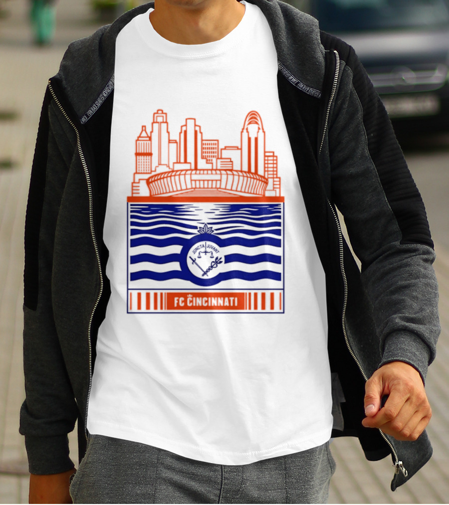 FC Cincinnati Stadium Skyline With River Flag T-Shirt