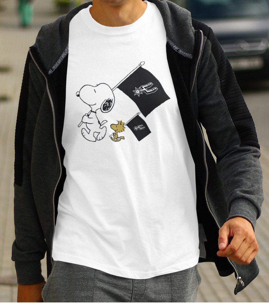 Snoopy Woodstock San Antonio Spurs Flags Peanuts NBA Fan T-Shirt