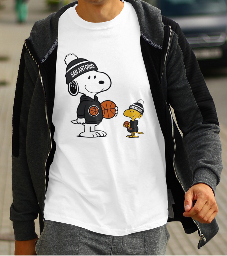 Snoopy And Woodstock Basketball Fans San Antonio Beanies T-Shirt