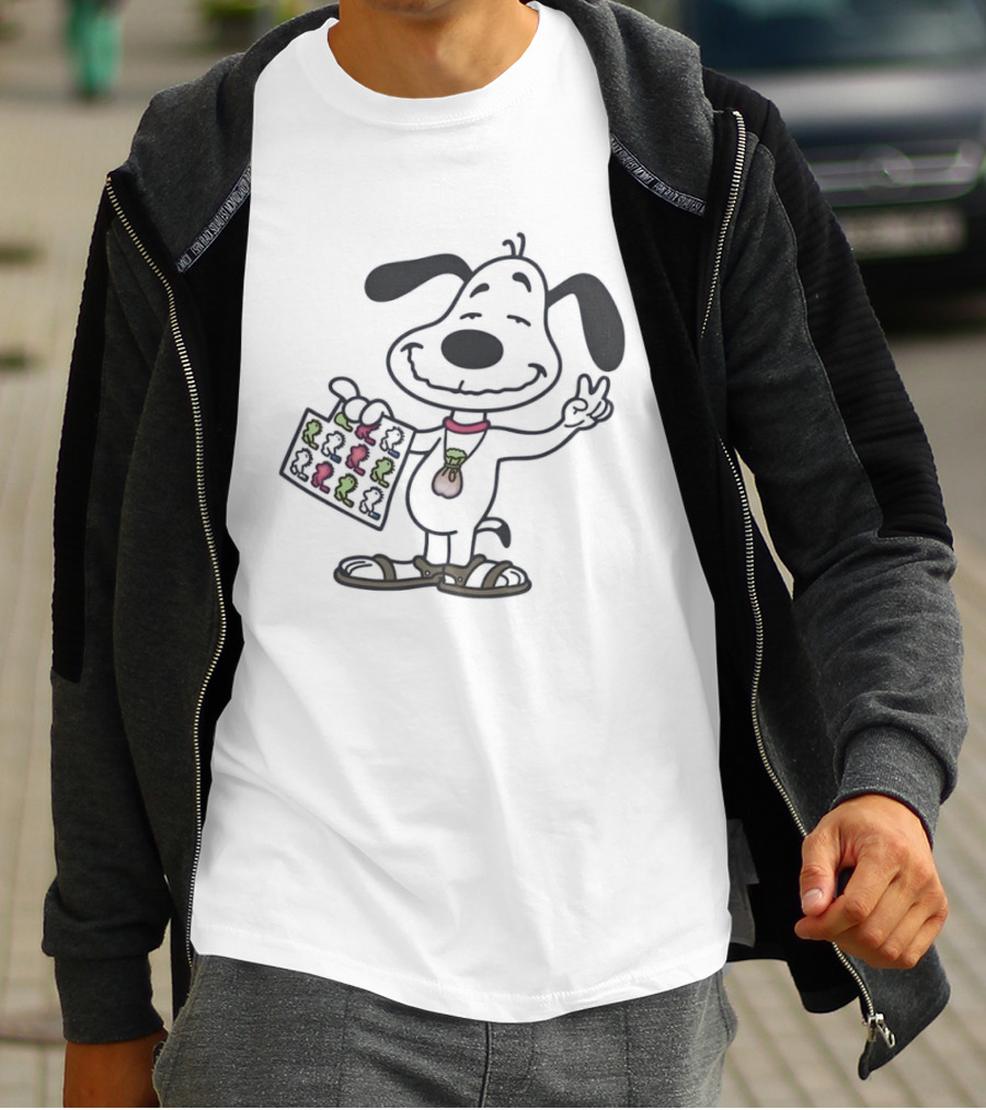 Groovy Snoopy Psychedelic Peace Sign Woodstock Bag T-Shirt