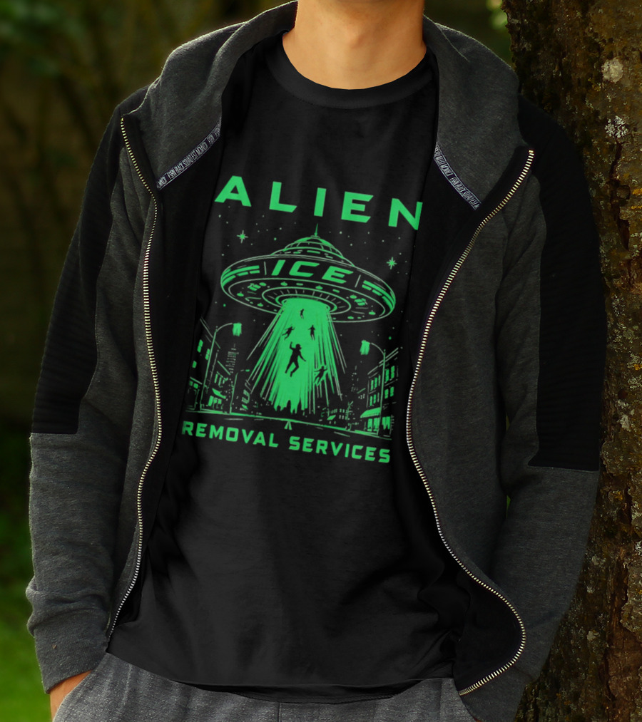ALIEN ICE UFO Removal Services Extraterrestrial Abduction Scene T-Shirt