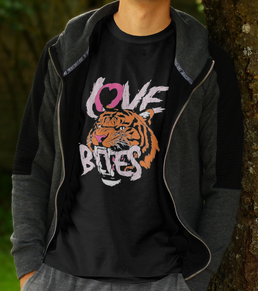 Love Bites Roaring Tiger Face Bold Pink And Orange T-Shirt