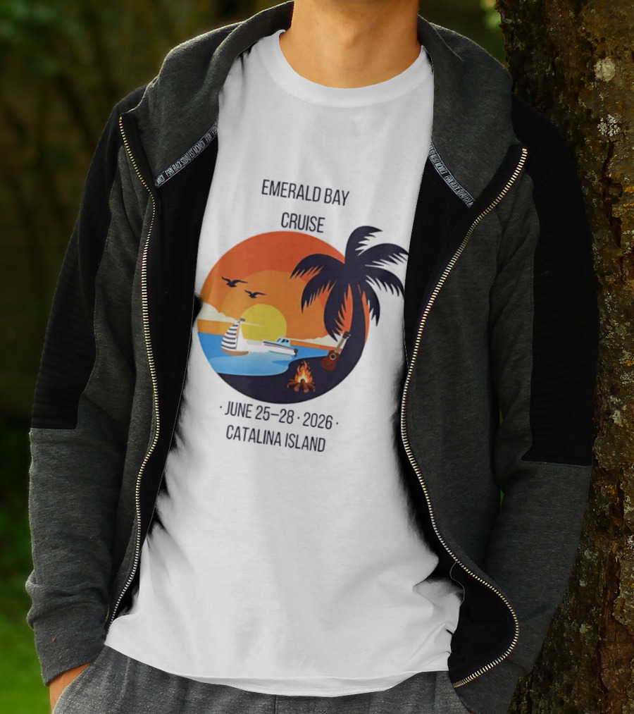 Emerald Bay Cruise June 25 28 2026 Catalina Island Sunset Palm Tree Boat Bonfire T-Shirt