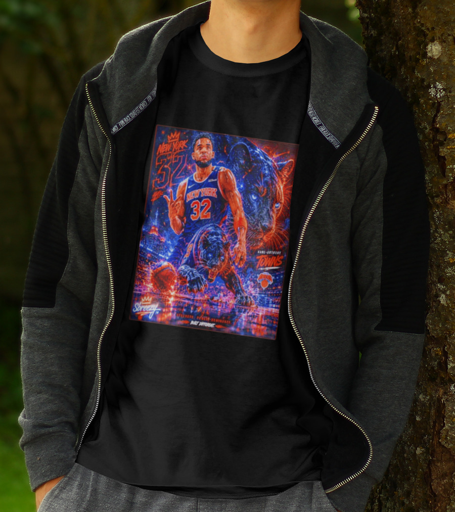 New York 32 Karl Anthony Towns Panther Blossom Street Slicey NBA Knicks T-Shirt