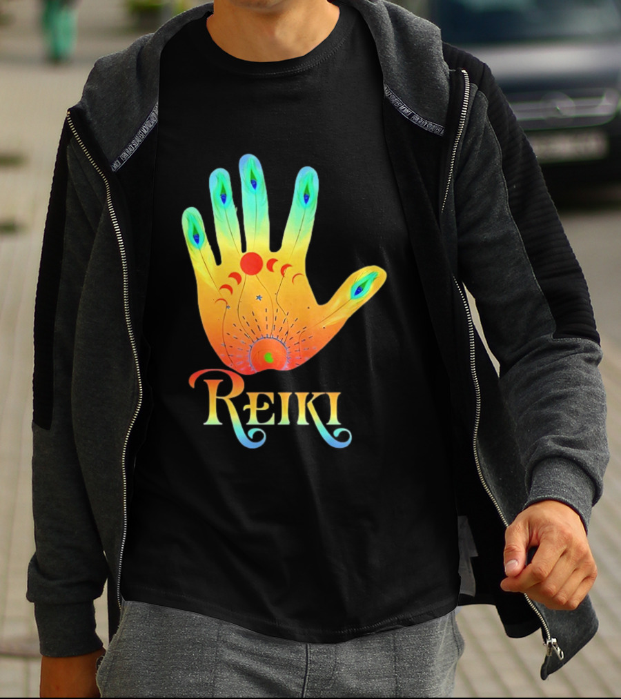 Reiki Practitioner Healer Therapist Master Colorful Hand T-Shirt