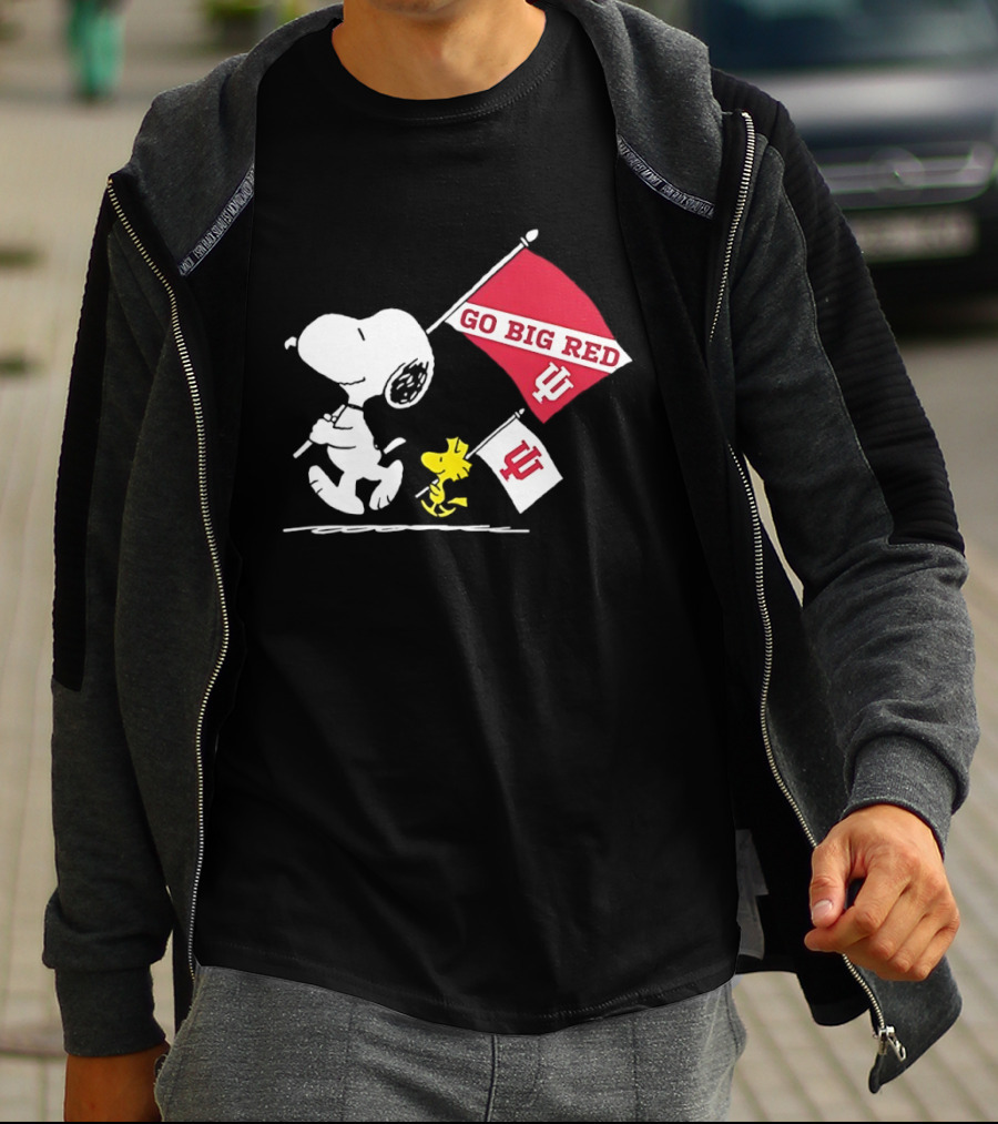 Snoopy Woodstock Go Big Red Indiana Hoosiers Flag T-Shirt
