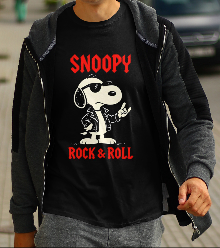 Snoopy Rock & Roll Vintage Peanuts Music T-Shirt