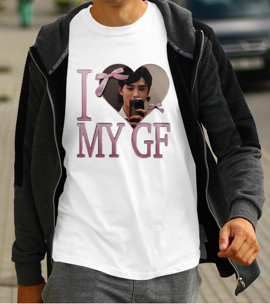 I Heart My GF Pink Bow Selfie T-Shirt