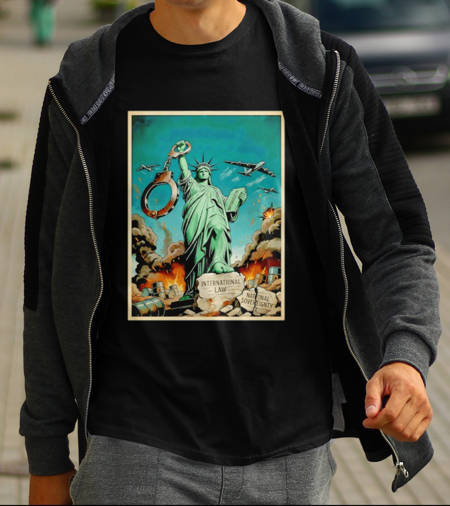 Statue Of Liberty Global Power Struggle International Law National Sovereignty T-Shirt