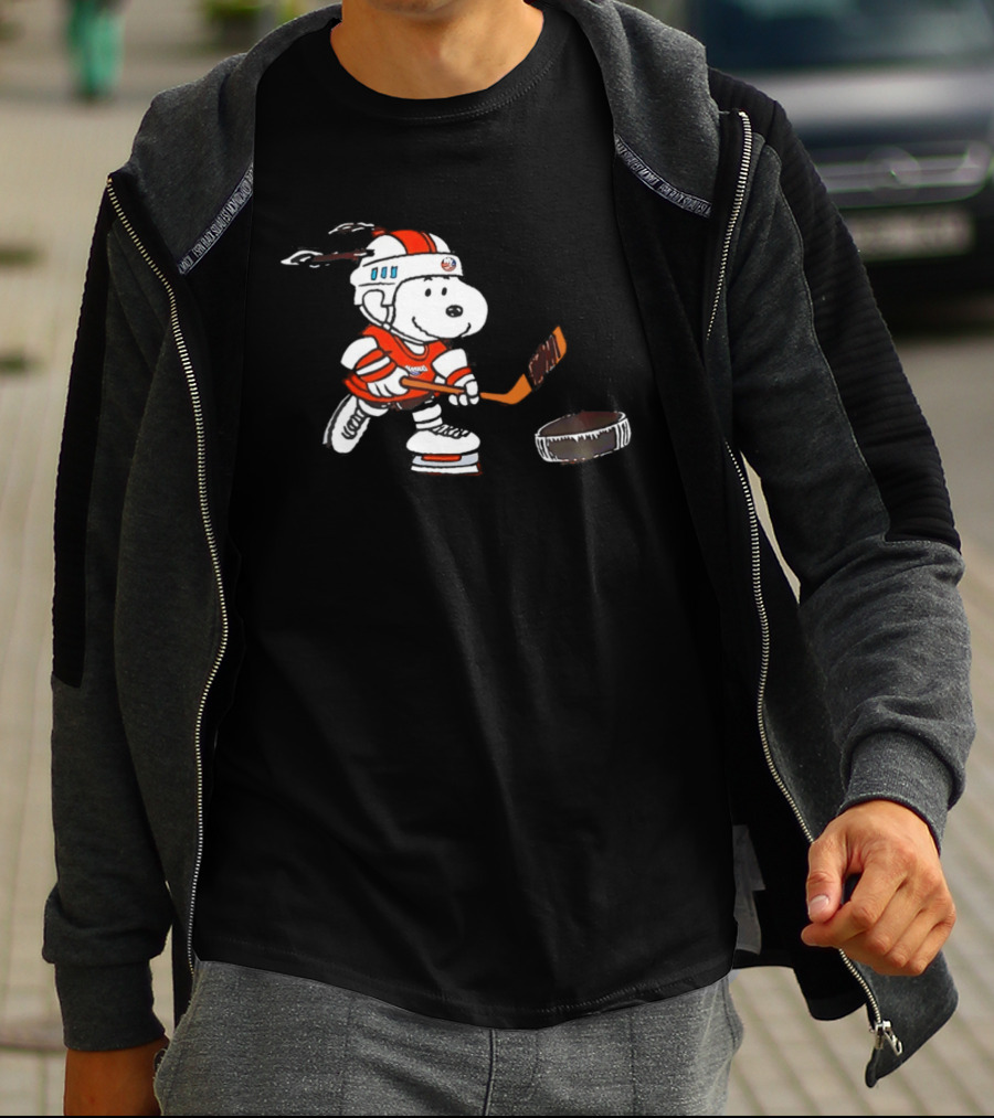 New York Islanders Peanuts Snoopy Hockey Night 2026 T-Shirt