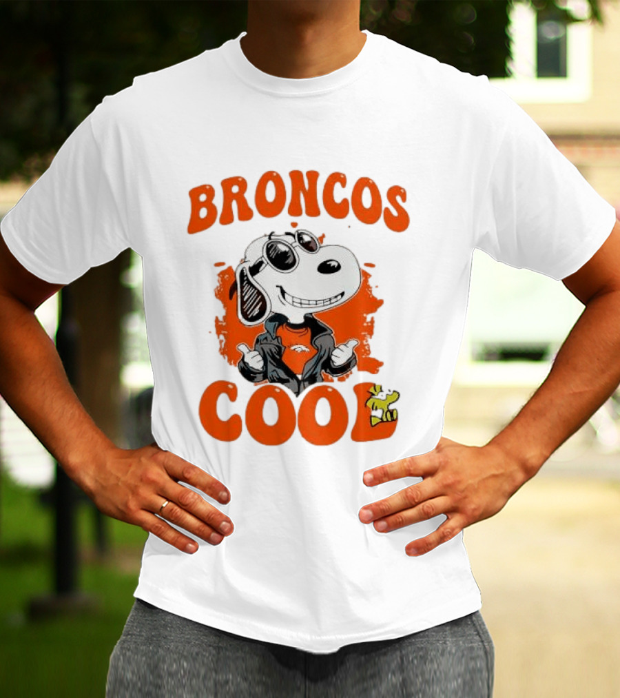 Snoopy Denver Broncos Cool Peanuts Character NFL Fan T-Shirt