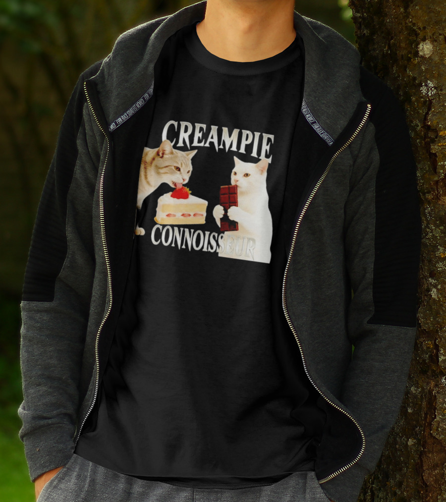 Cats Creampie Connoisseur Strawberry Cake Chocolate Bar T-Shirt