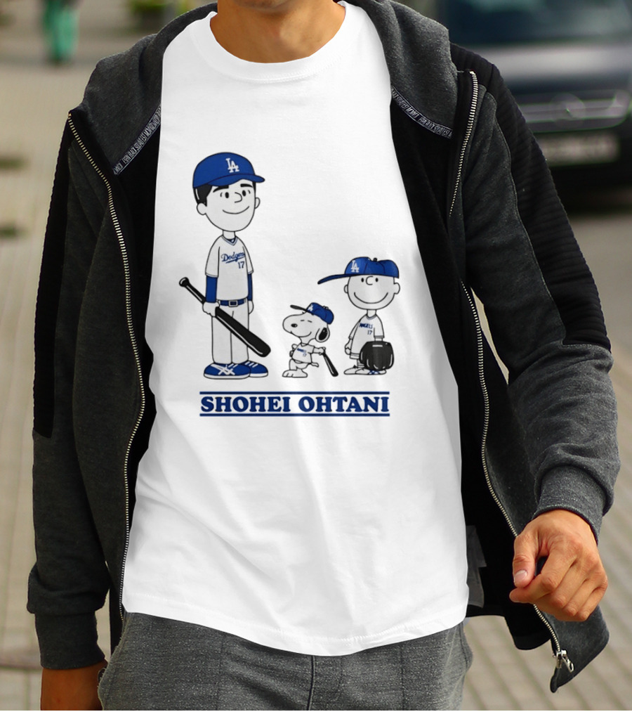 Snoopy Shohei Ohtani Los Angeles Dodgers Baseball Peanuts T-Shirt