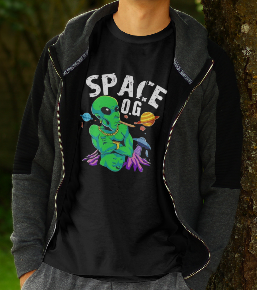 SPACE O.G. Alien Smoking Planets UFO Chain T-Shirt