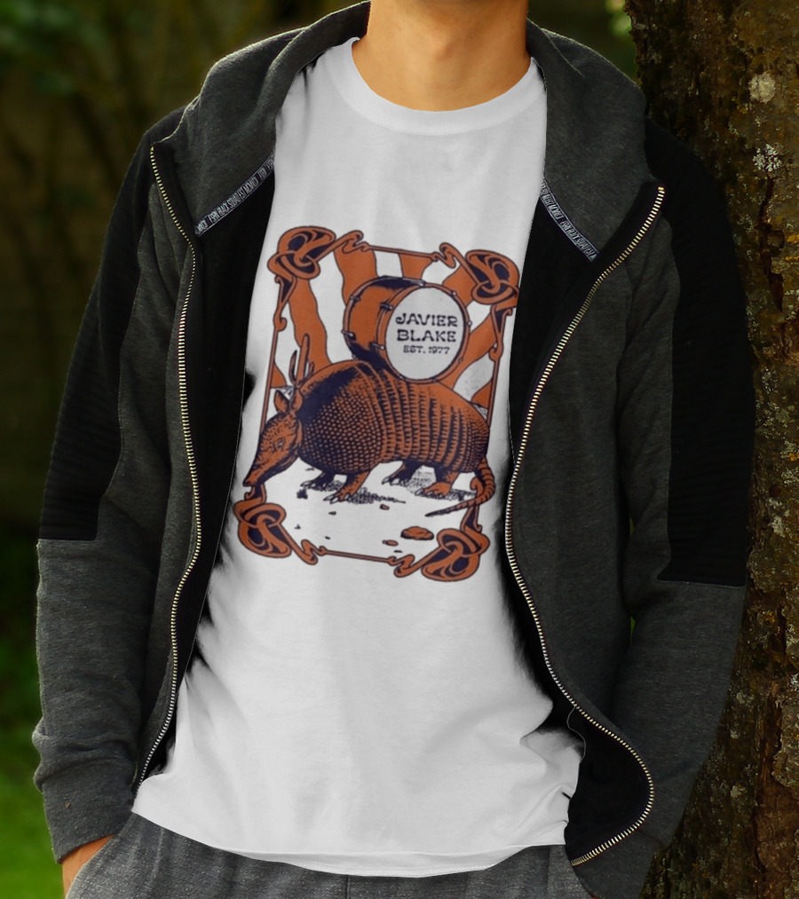 Javier Blake Est 1977 Armadillo Drum Retro Celtic Frame T-Shirt