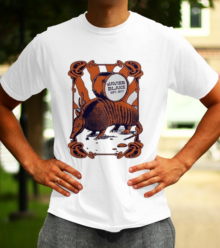 Javier Blake Est 1977 Armadillo Drum Retro Celtic Frame T-Shirt