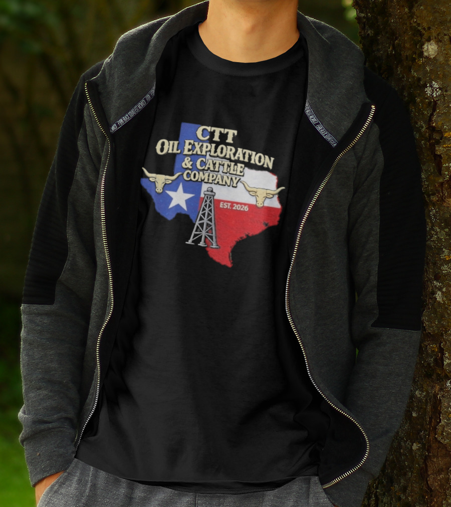 CTT Oil Exploration Cattle Company Texas 2026 Est. Texas Flag Bulls Oil Rig T-Shirt