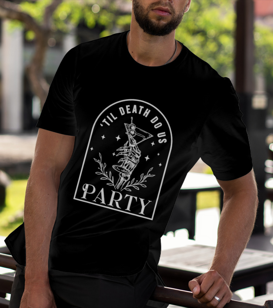 Skeleton Hand Halloween Bachelorette Party Till Death Do Us Party T-Shirt