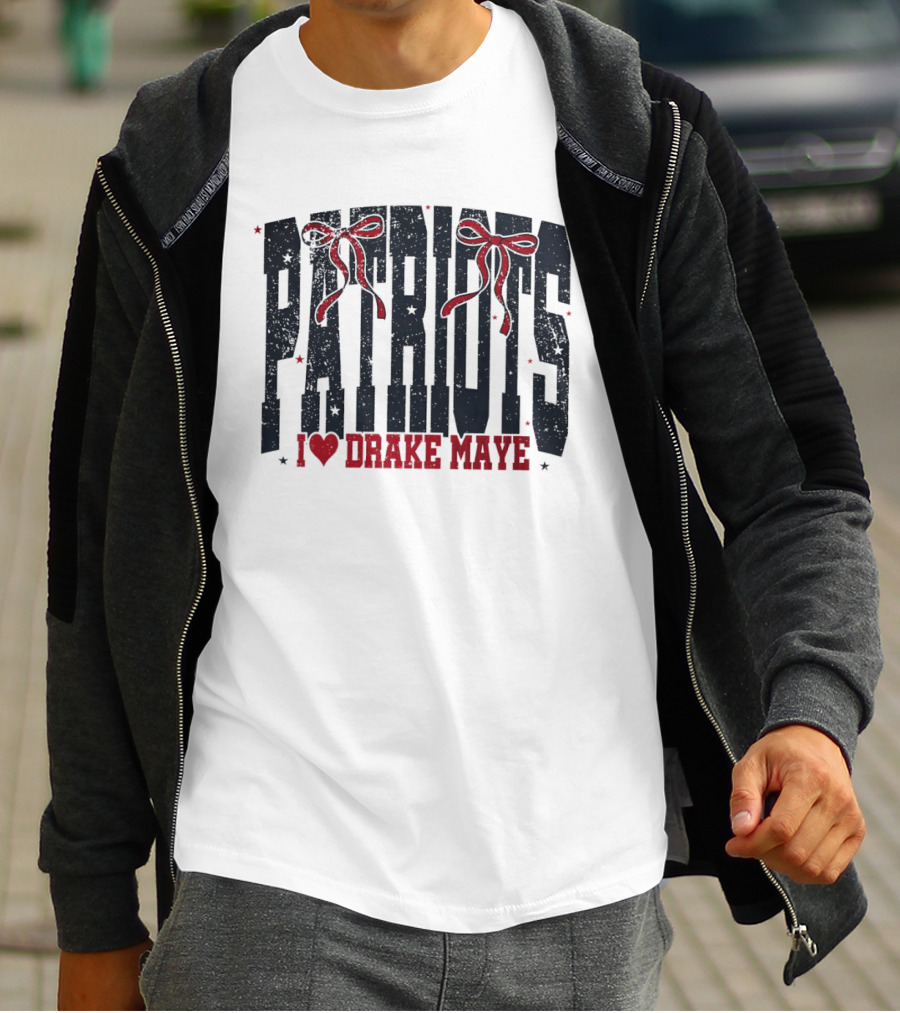 Patriots Bow I Love Drake Maye T-Shirt