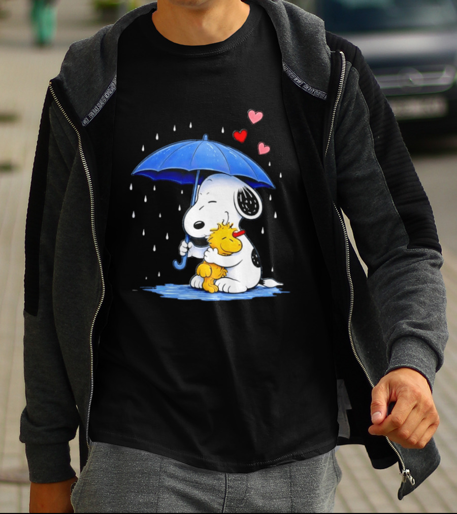 Snoopy Woodstock Umbrella Hearts Rain Hugging T-Shirt