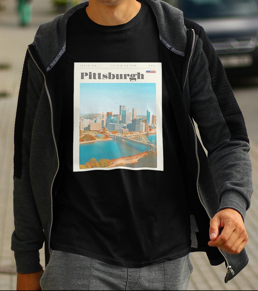 Pittsburgh Issue No 1 USA Flag 40.4°N 80.0°W Skyline T-Shirt