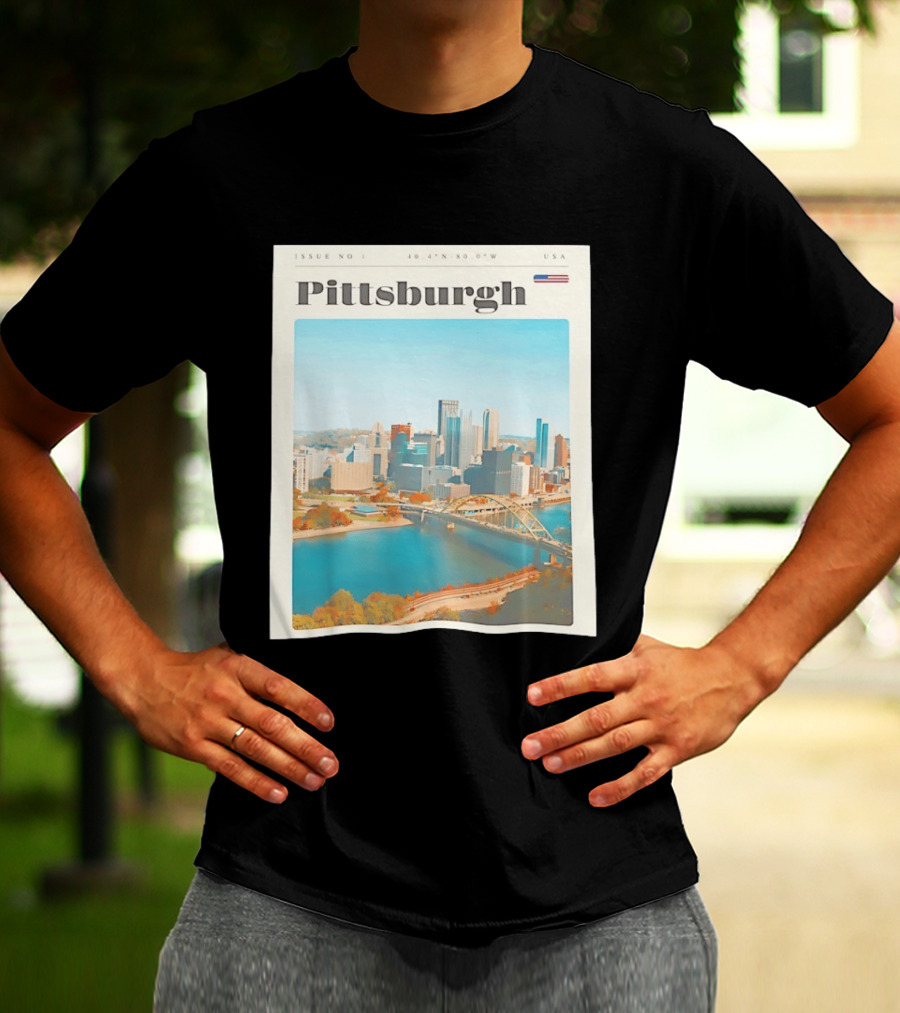 Pittsburgh Issue No 1 USA Flag 40.4°N 80.0°W Skyline T-Shirt